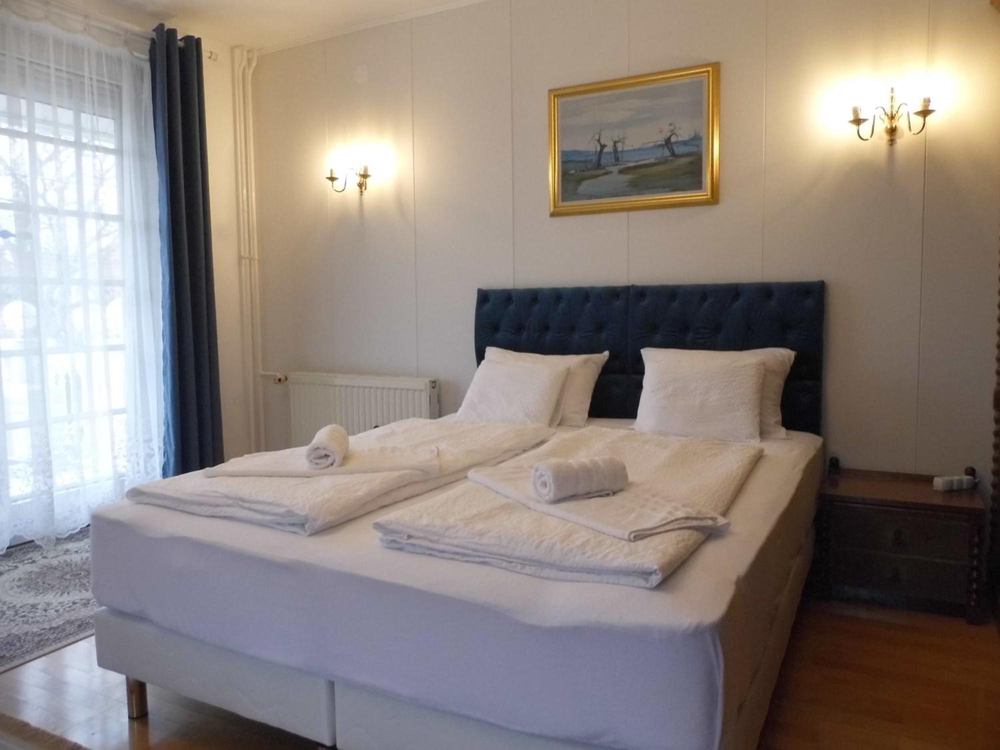 Millennium Villa Keszthely Rom bilde