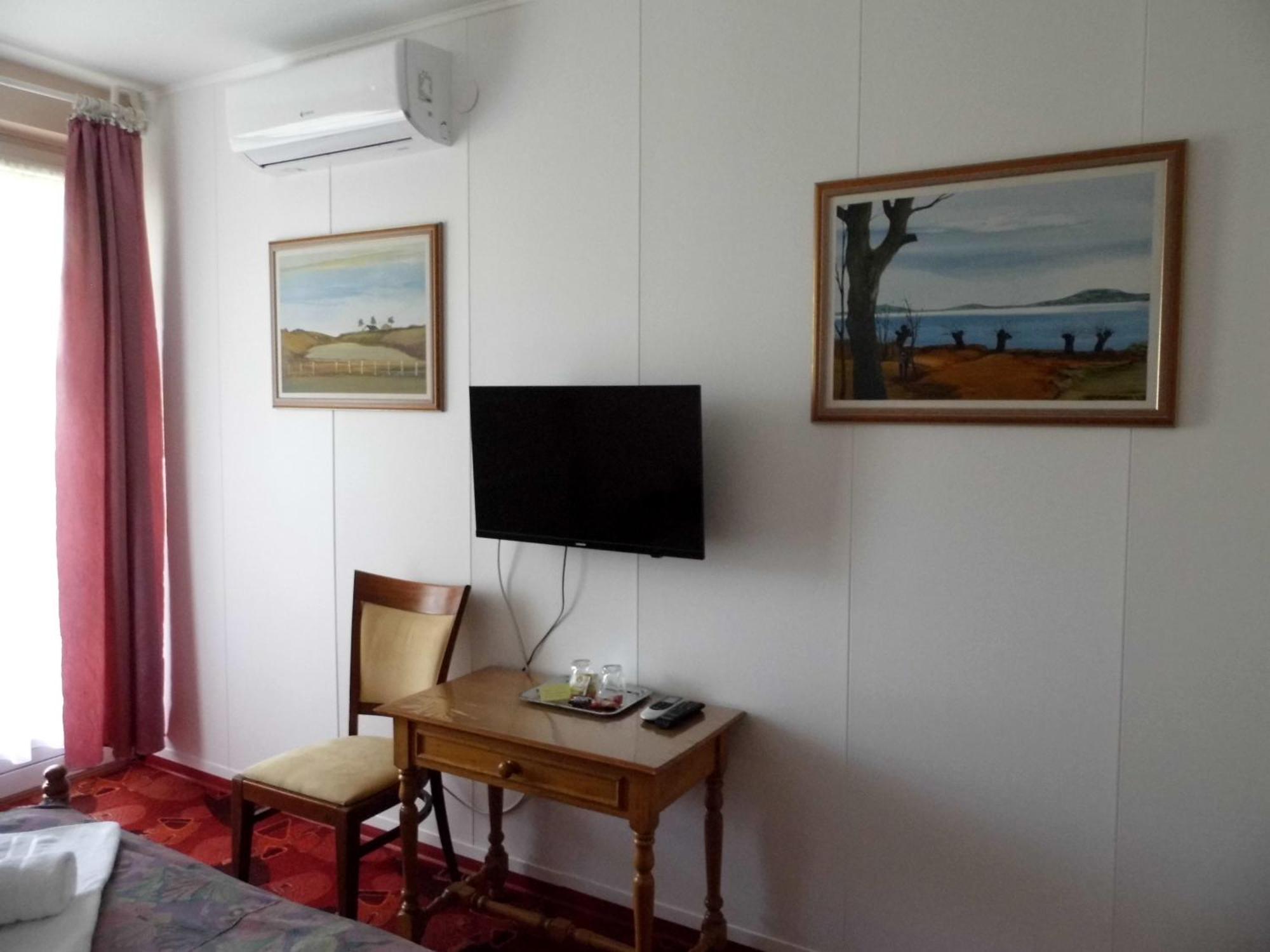 Millennium Villa Keszthely Rom bilde