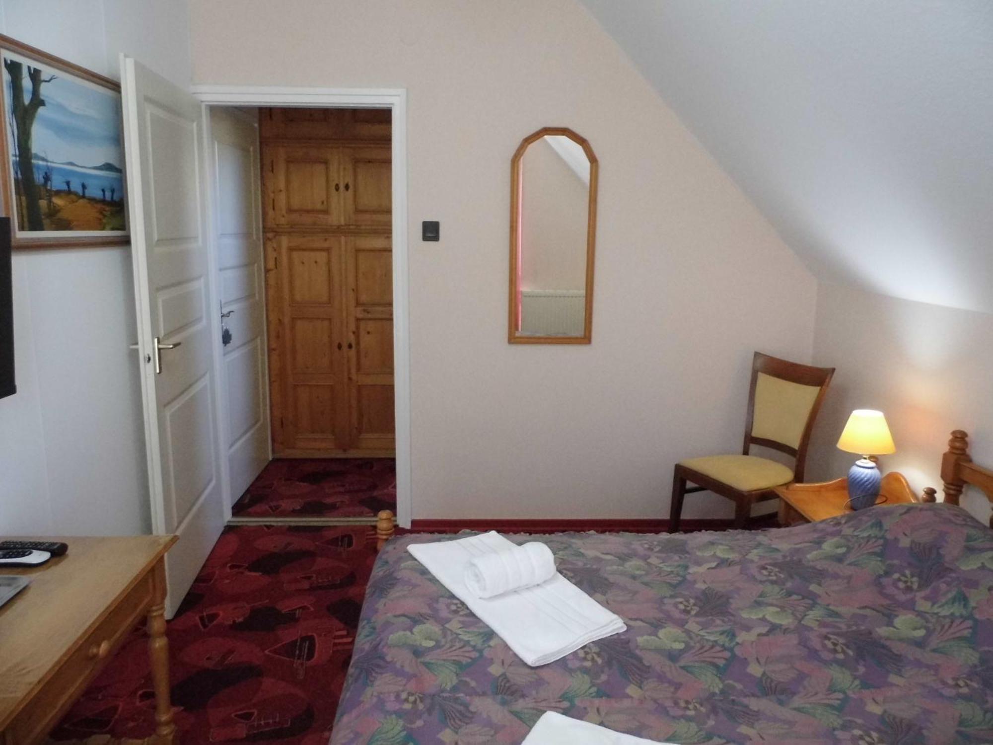 Millennium Villa Keszthely Rom bilde