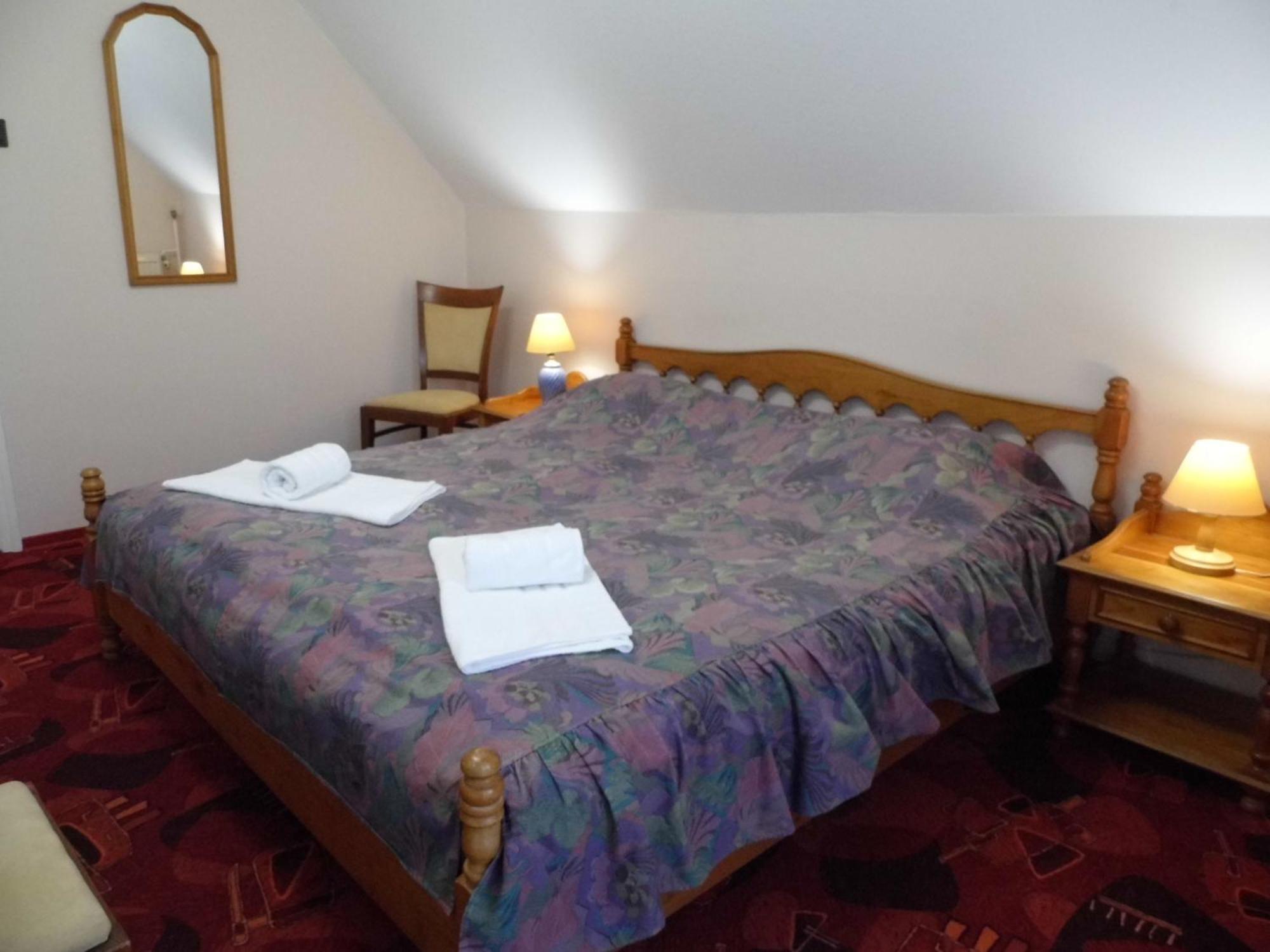 Millennium Villa Keszthely Rom bilde